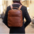 bőr férfi hátizsák